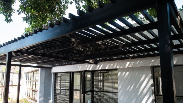 La Editorial Municipal estrenará edificio: Rosa y Dorada.