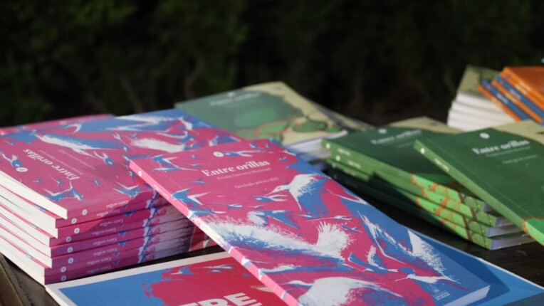 Más de 200 autores participaron de la  tercera edición Premios “Entre Orillas”